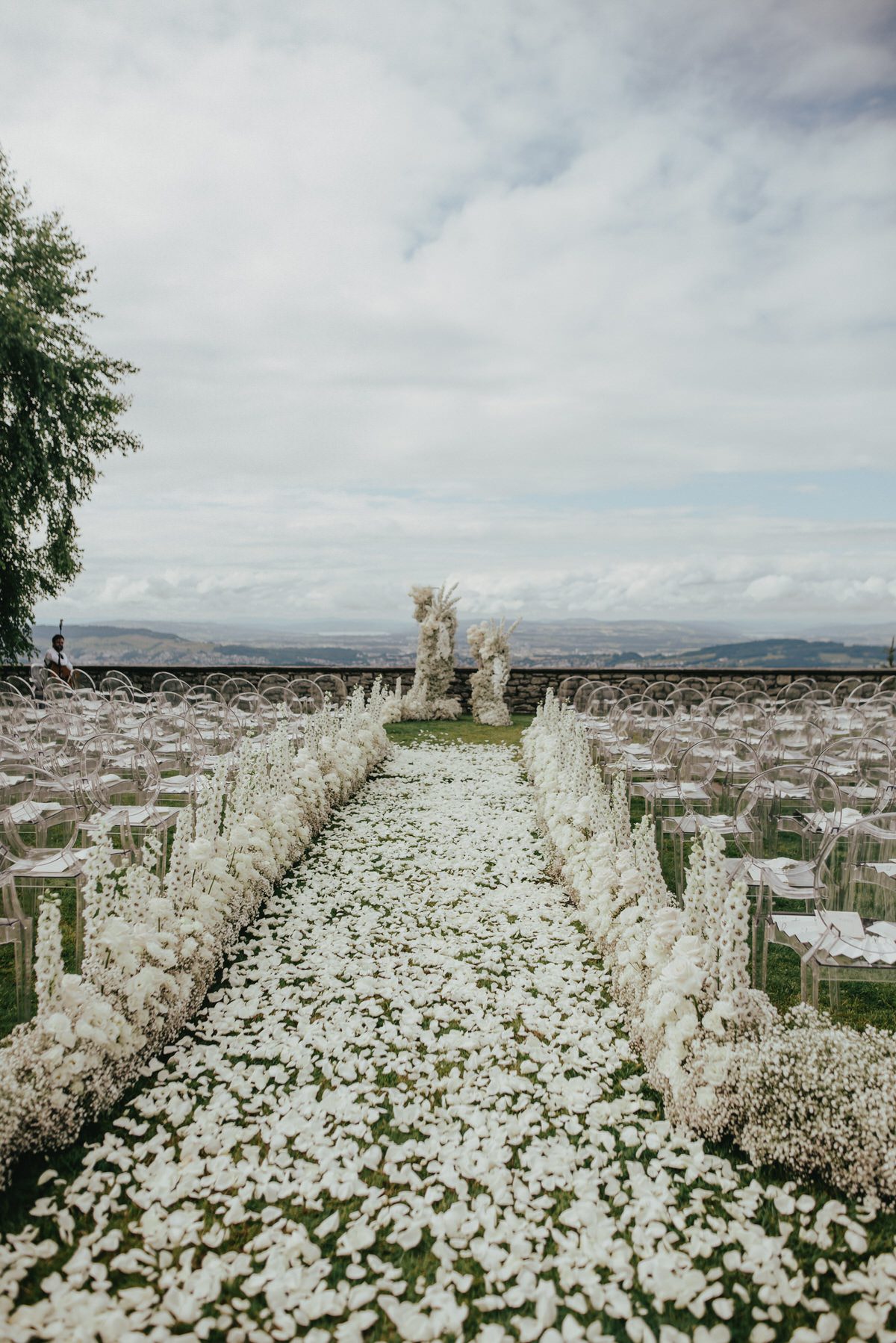 Exklusive Hochzeitsdekoration auf dem Bürgenstock Resort in Luzern mit Nicole Please Weddings