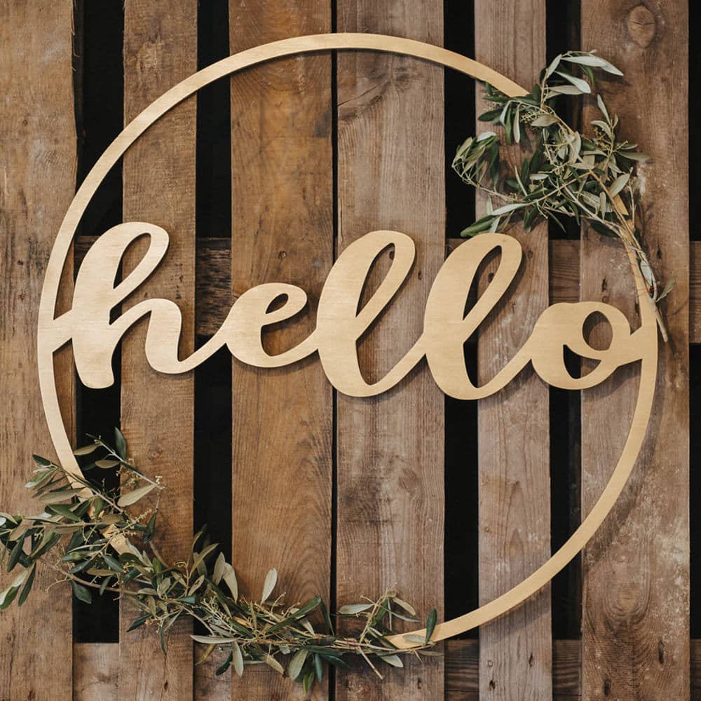 Dekoring “hello” in gold