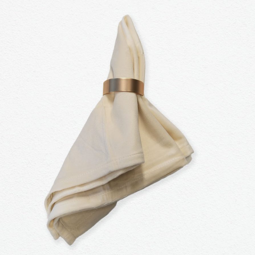 Stoffserviette aus Samt / Velours in Vanilla Ice