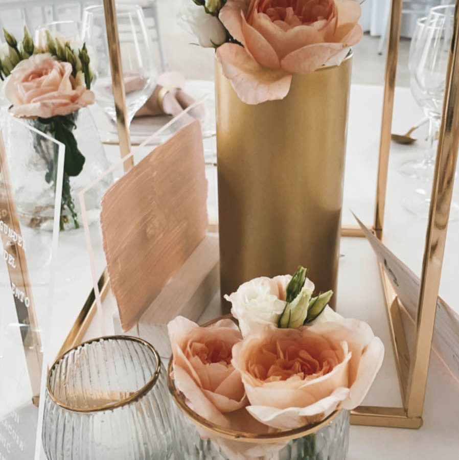 Dekorative Ständer in Gold – Bild 3