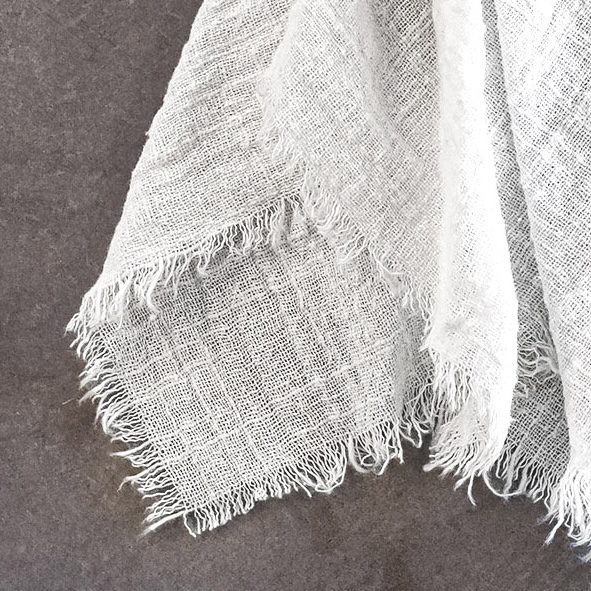 Tischläufer aus Musselin in Weiß – Bild 2