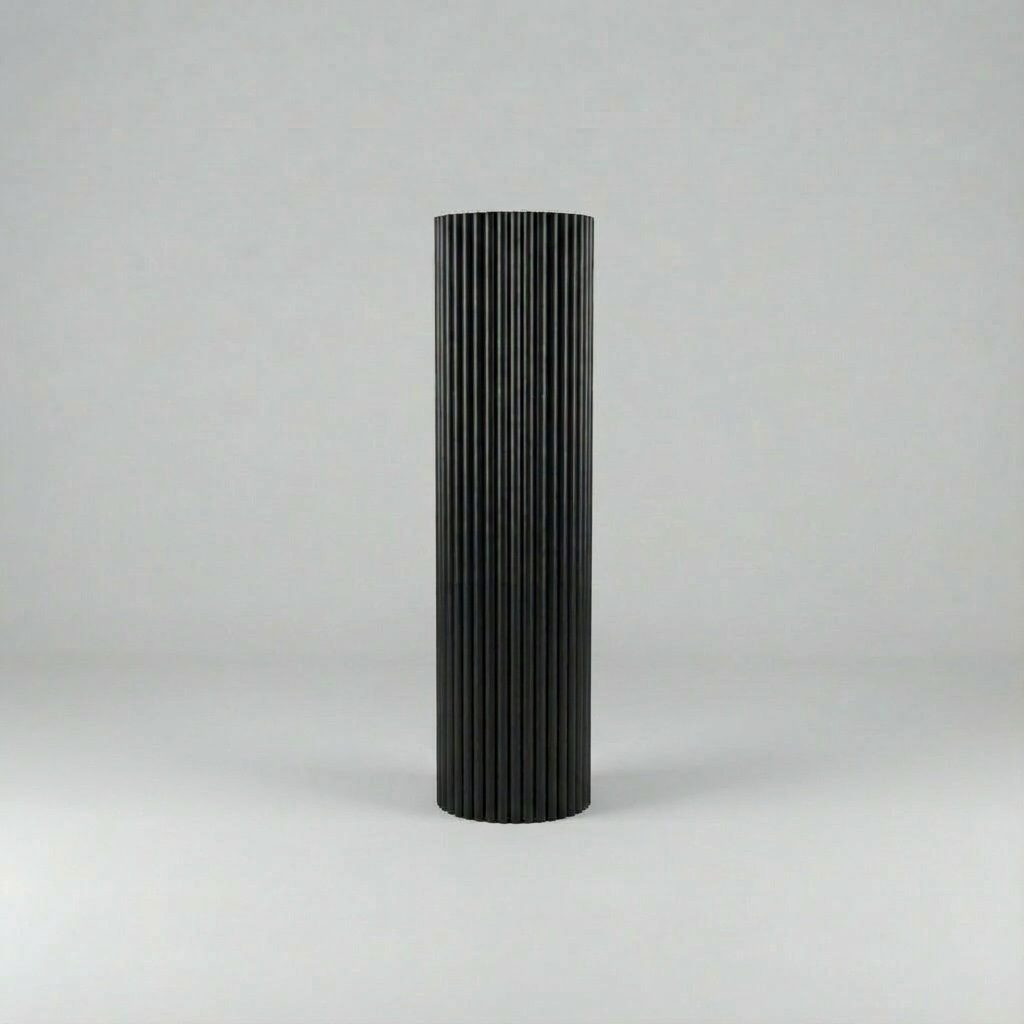 Säule rund geriffelt schwarz 150cm