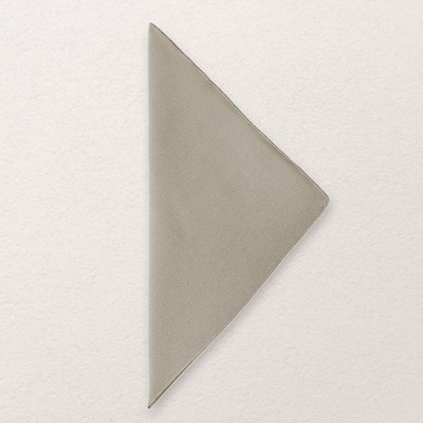 Stoffserviette aus Polyester in hellgrau