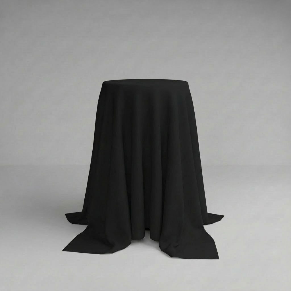 Runde Cocktailtischdecke in schwarz matt für Stehtische | ⌀ 330 cm